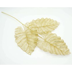 Rama con 3 Hojas Largas